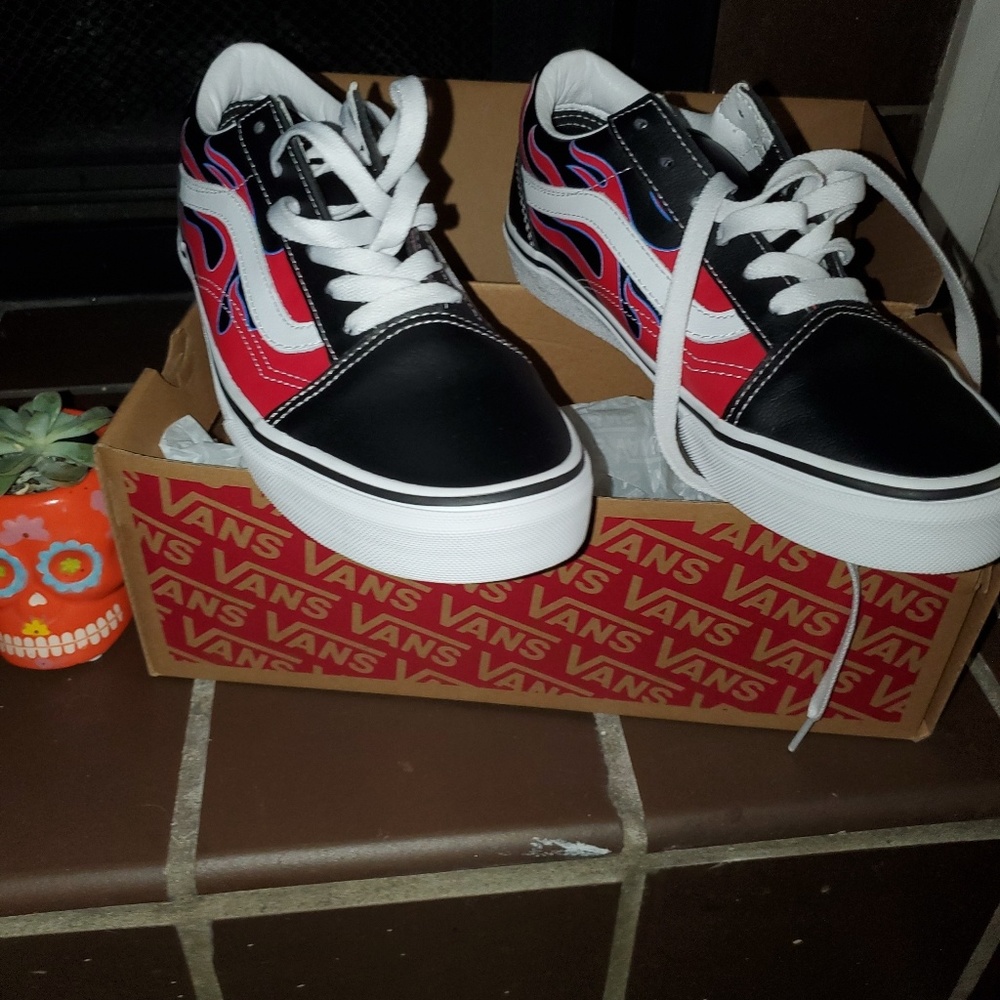 Van's Flame Old School